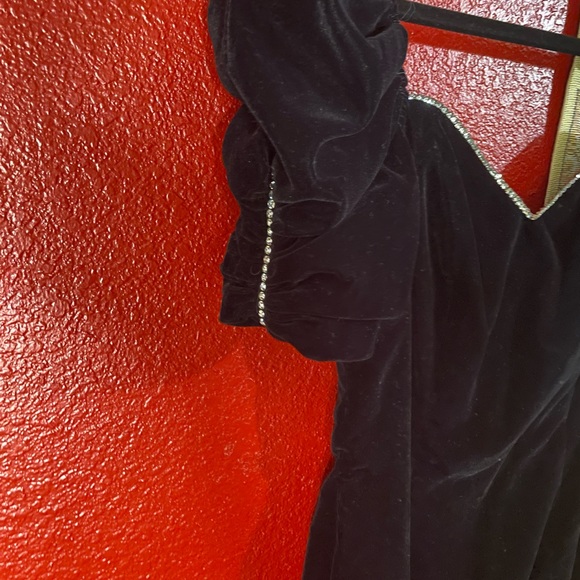 Vintage LA Glo Velvet Dress w/ Rhinestones - Picture 6 of 8